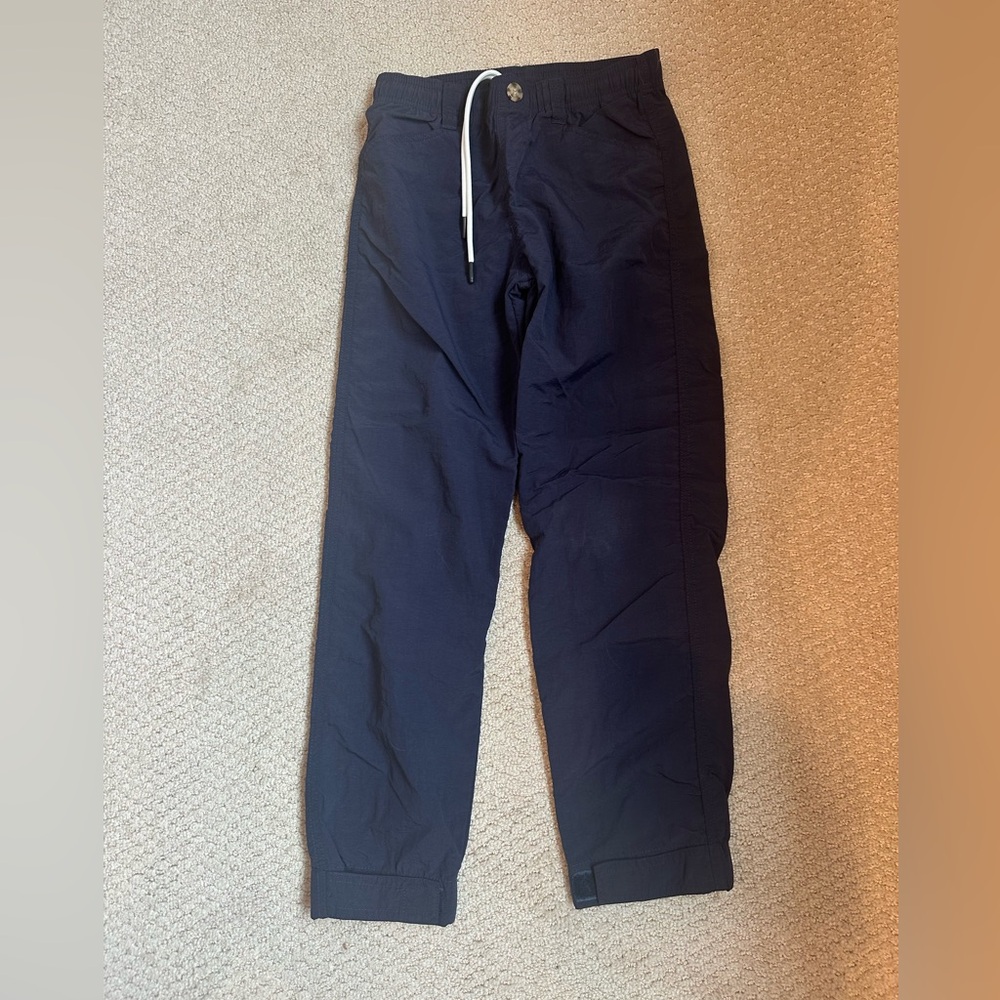 Worn 1-2 times. Maybe not at all. Look new! Properly Tied Mallard navy pant.